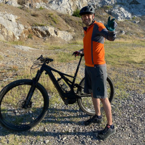 Unternehmercoach Alex Proca und sein Mountainbike