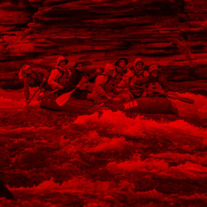 rafting als portfoliobild fuer grand canyon_farblich rot hinterlegt